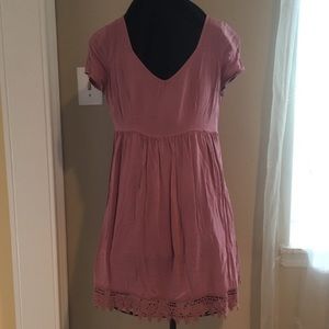 Cute mauve pink dress with lace hem